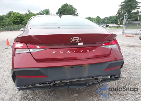 2024 Hyundai Elantra Sel from USA, damaged, VIN KMHLM4DG0RU686882